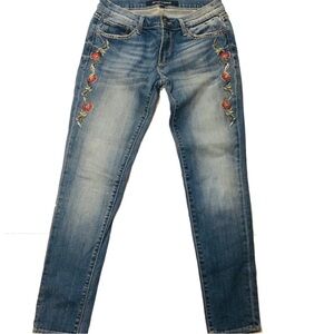 Driftwood Women's Floral Embroidered Jeans Size 27